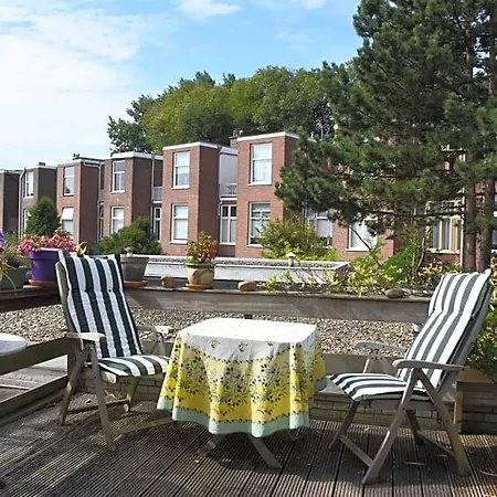 Leonie Bed & Breakfast Haag