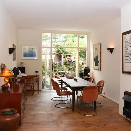 Leonie Bed & Breakfast